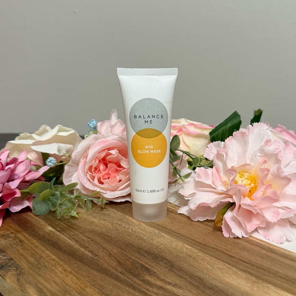 Balance Me Glycolic Acid Kaolin Clay Linden Glow Mask 50 mL - Picture 2 of 4